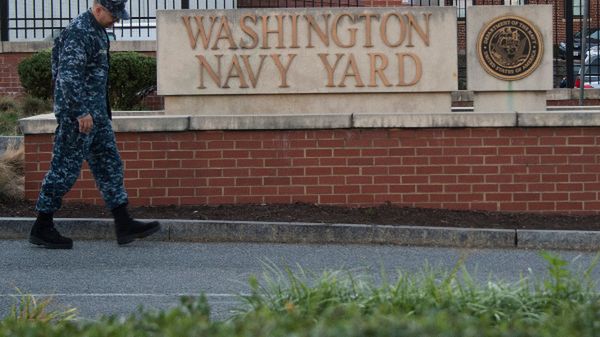 Do strzelaniny doszło na terenie Navy Yard