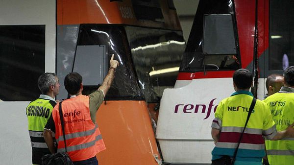 Zderzenie dwóch pociągów w Barcelonie