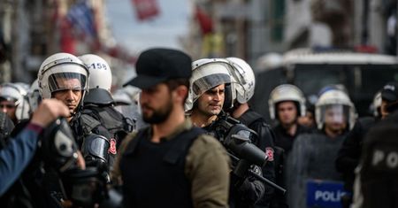 Zatrzymano 26 osób w związku z wybuchem samochodu pułapki