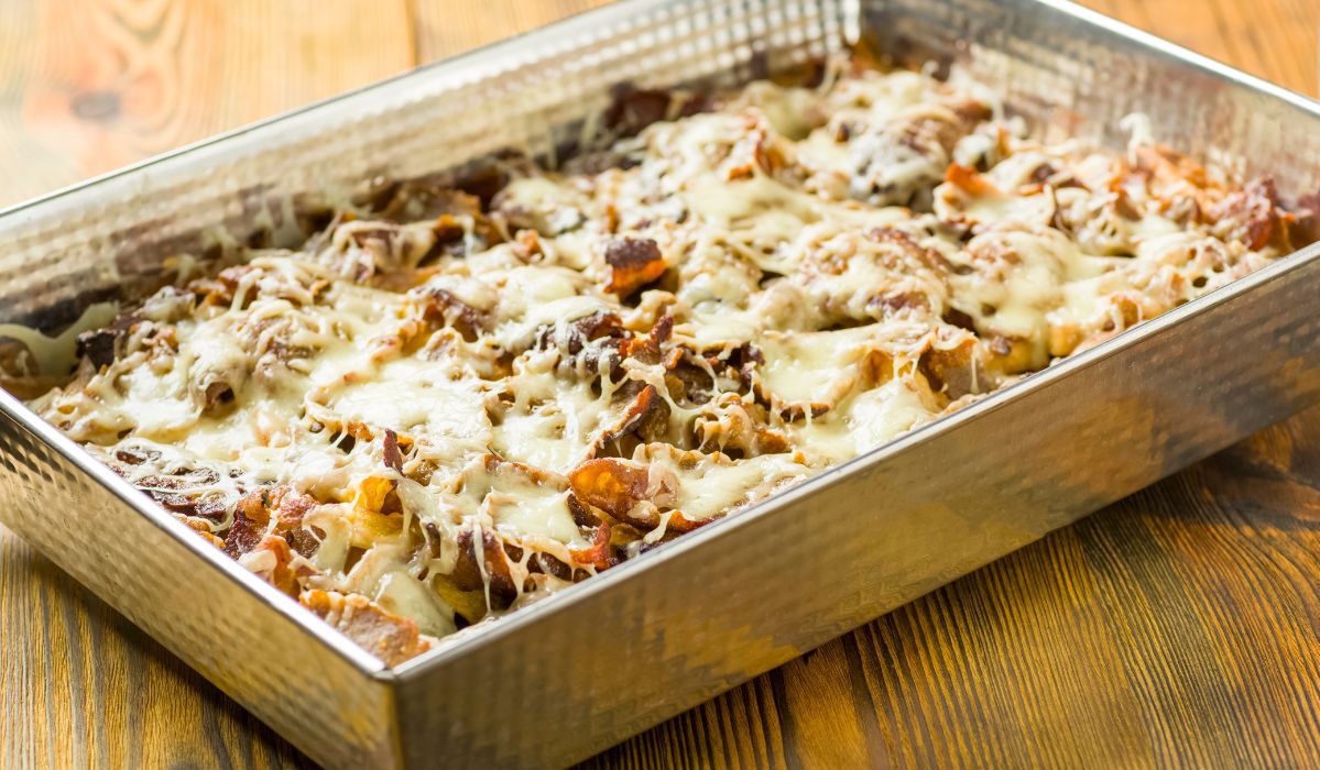 Kapsalon, czyli holenderska wersja kebaba - Pyszności; foto: Adobe Stock