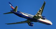Rosja. Boeing 777 lądował awaryjnie w Moskwie. Powodem pęknięta szyba