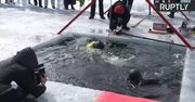 Zszedł 80 metrów pod lód zamarzniętego Bajkału. Rosyjski freediver ustanowił kolejny rekord Guinnessa.