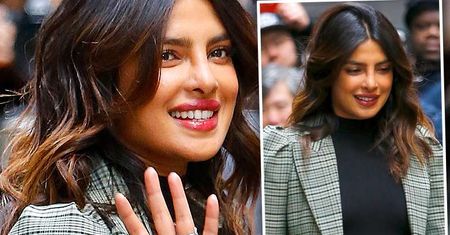 Priyanka Chopra jest w ciąży!? Próbowała maskować brzuszek, ale paparazzi byli sprytniejsi!