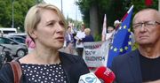 Rozprawa dyscyplinarna sędzi Doroty Zabłudowskiej, przed sądem protest. “Musimy bronić niezależnych sędziów”
