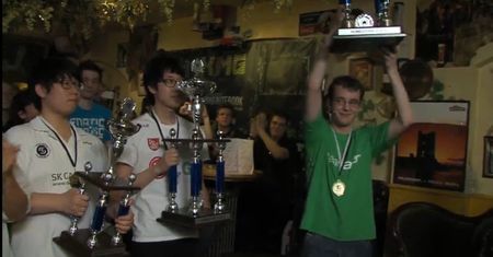 StarCraft 2: Polak rozgramia Koreańczyków i zdobywa puchar HomeStory Cup V