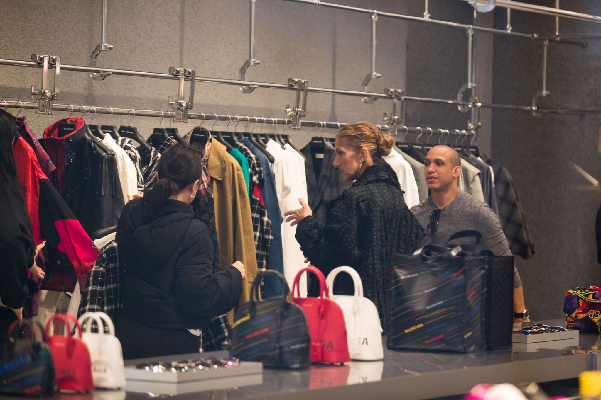 Celine Dion na zakupach w salonie Balenciaga w Paryżu