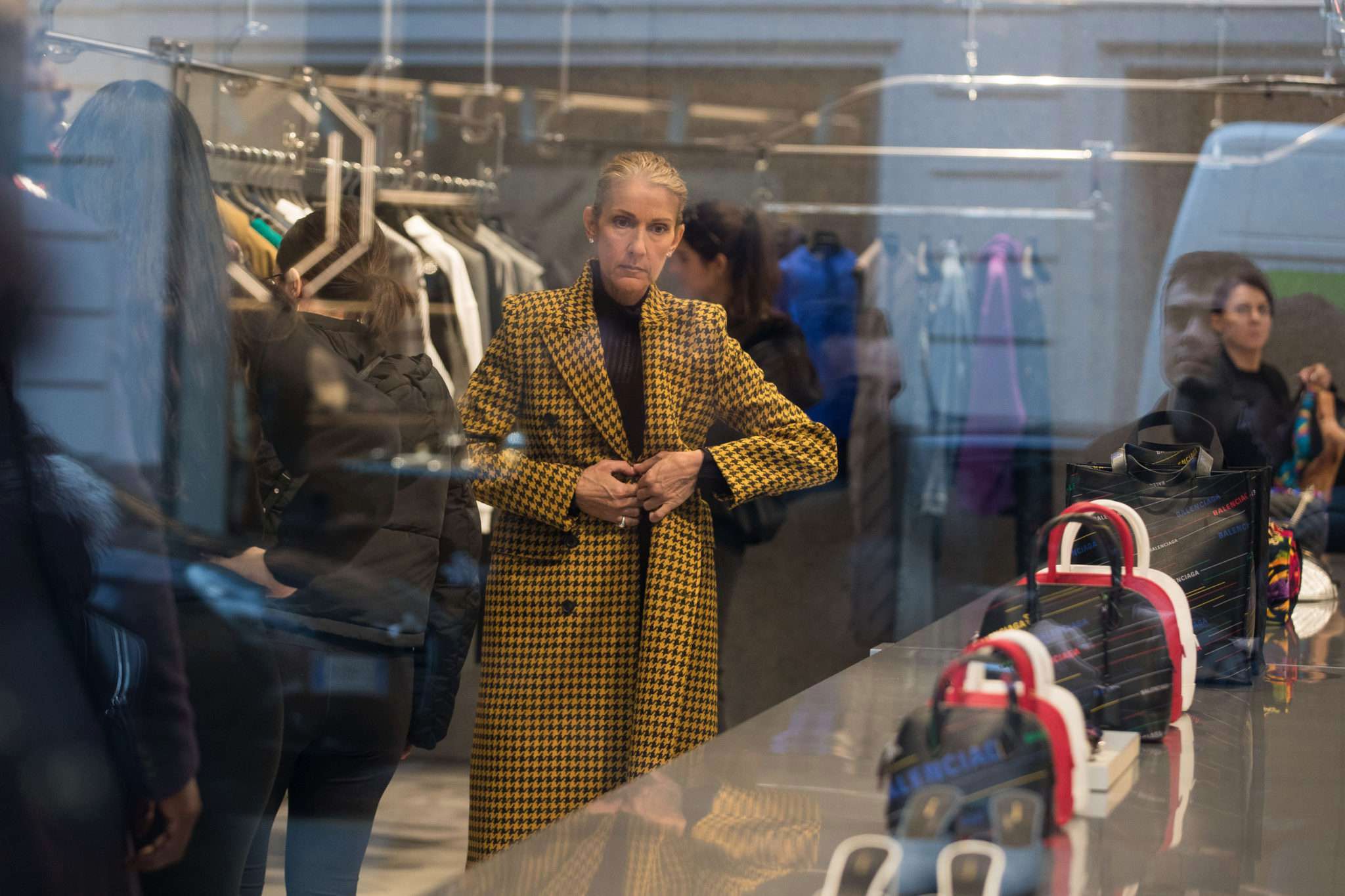 Celine Dion na zakupach w salonie Balenciaga w Paryżu