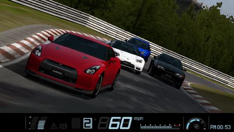 Gran Turismo PSP bez DLC, ale z 800 autami