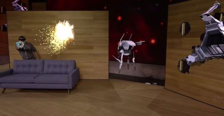 Podręczne hologramy i walka z robotami w salonie dzięki HoloLens