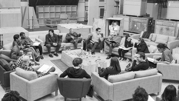 Harrison Ford, Andy Serkis, Mark Hamill, Carrie Fisher, Max von Sydow. Znamy obsadę i datę premiery filmu &quot;Gwiezdne Wojny: Epizod VII&quot;