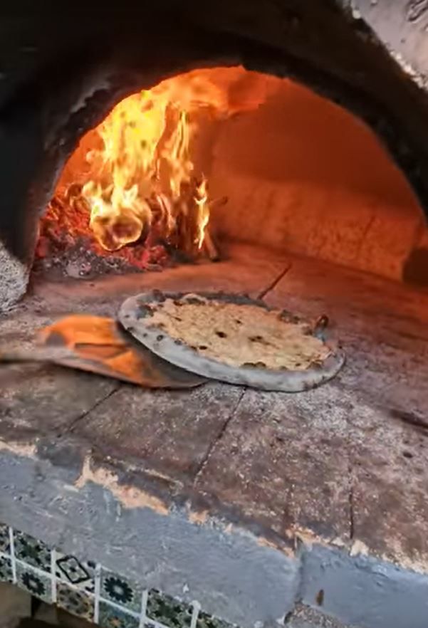 Pizza - Pyszności; Foto: kadr z materiału na kanale YouTube MrKryha