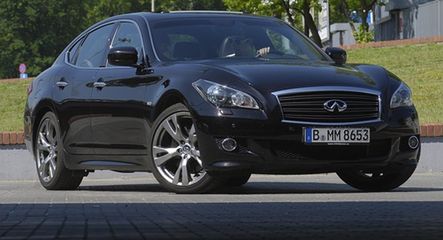 Infiniti M37 S: Egzotyczny przejaw luksusu