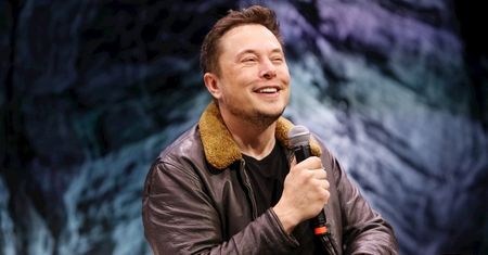 Elon Musk zmienił nazwisko. Na Elon Tusk