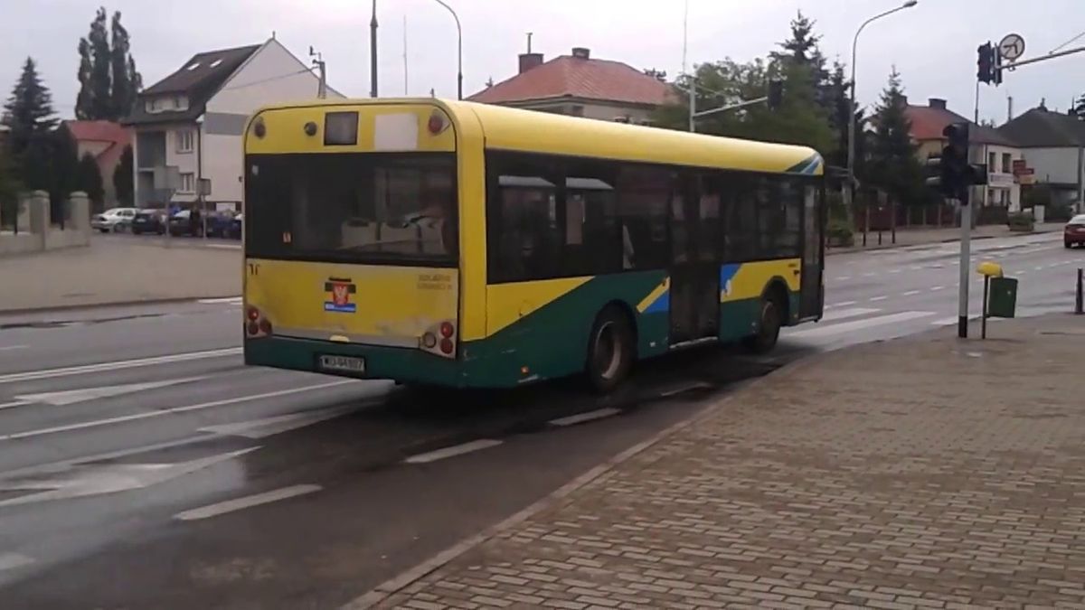 Ostrołęka: Pijany 29-latek ukradł autobus. Uderzył w audi
