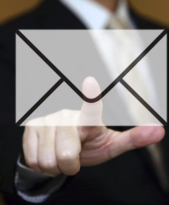 Wiceminister zdrowia Marcin Czech chciał wysłać donos. Pomylił adres e-mail