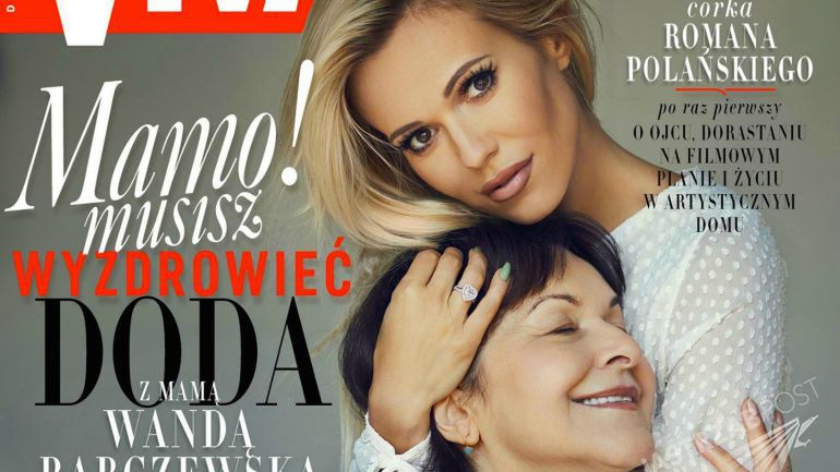 Doda na okładce z mamą