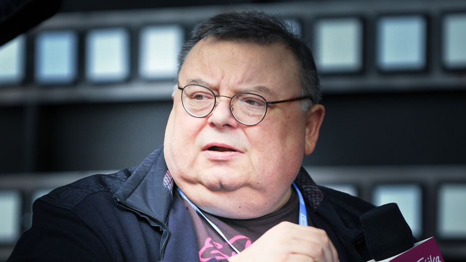 Wojciech Mann podczas prowadzenia audycji w radiu wspomniał o premierze