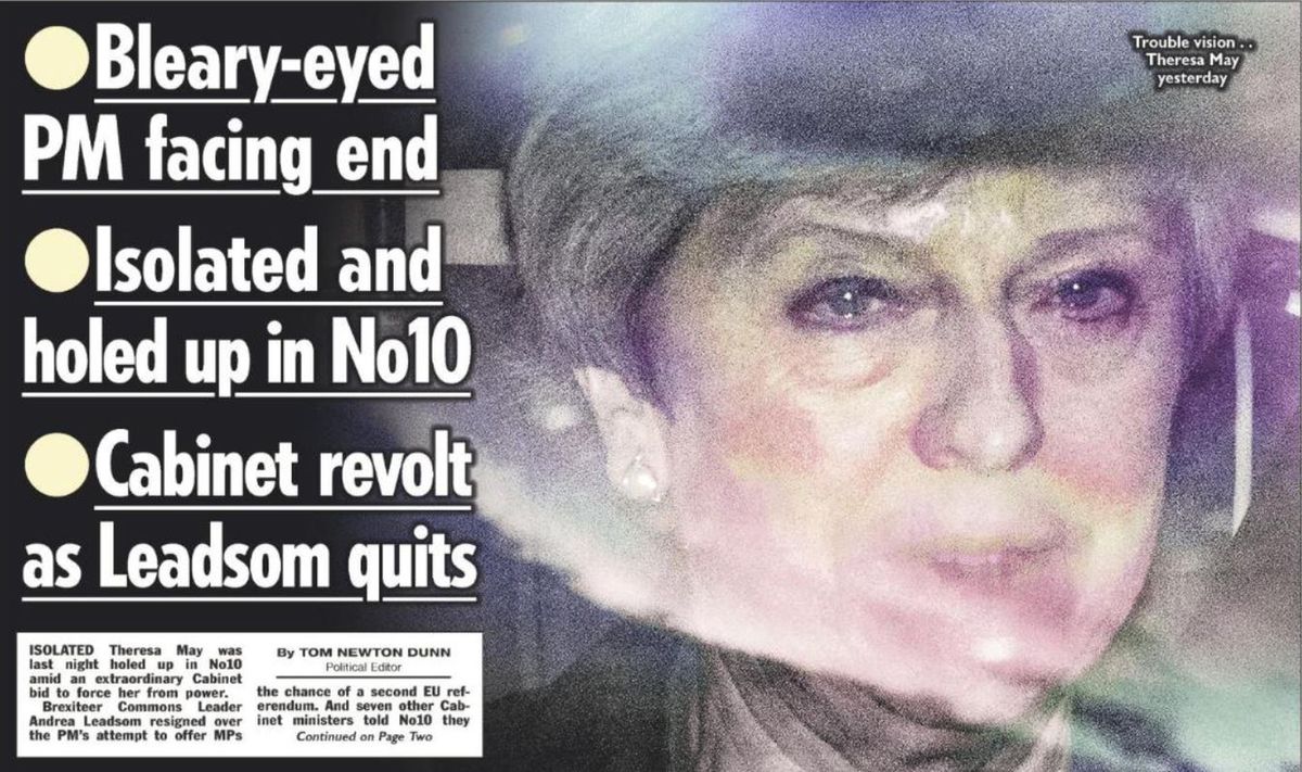 "Łzawa" Theresa May na okładkach w Wielkiej Brytanii. Prasa bezlitosna wobec premier