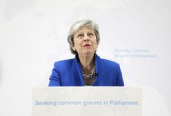 Theresa May próbowała rozwiązać problem brexitu. Jest jeszcze gorzej