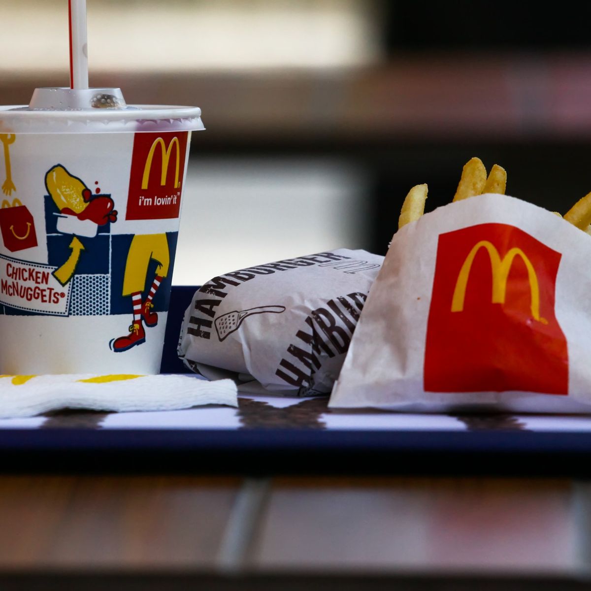 8-latek ukradł samochód, żeby pojechać do restauracji McDonald’s. Jeździć nauczył się z poradników na YouTubie