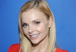 Iza Miko pozuje w bikini. Ma się czym pochwalić, ale na figurę ciężko zapracowała