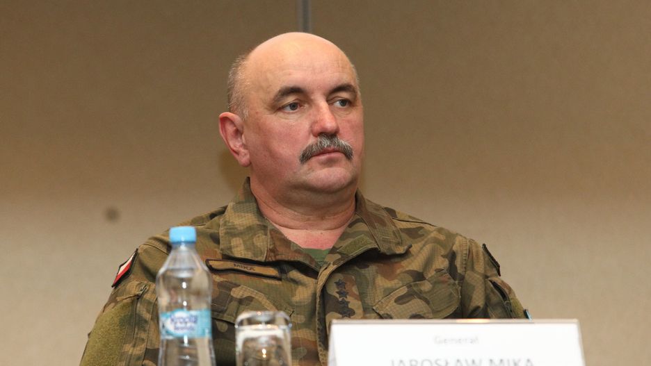 Koronawirus w Polsce. Dowódca generalny rodzajów sił zbrojnych gen. Jarosław Mika (zdj. arch.)