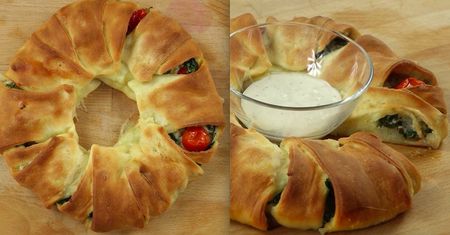 Wyśmienita pizza w kształcie obręczy z serem, cebulą, szpinakiem, czosnkiem i pomidorkami. Pycha!