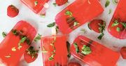 Wyśmienite truskawkowe mojito podane w formie orzeźwiających lodów