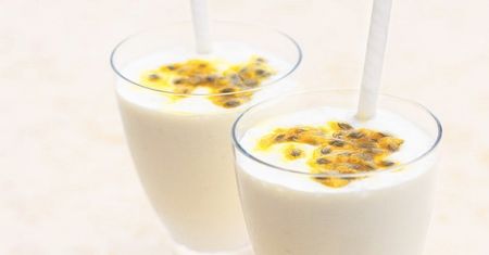 To wspaniałe smoothie to porcja zdrowia w jednej szklance. Koniecznie poznaj ten przepis!