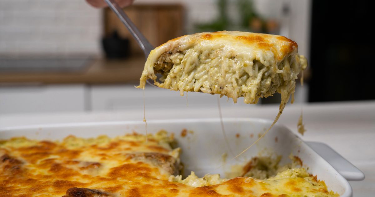 Ryż pesto z kurczakiem. Genialny obiad prosto z piekarnika