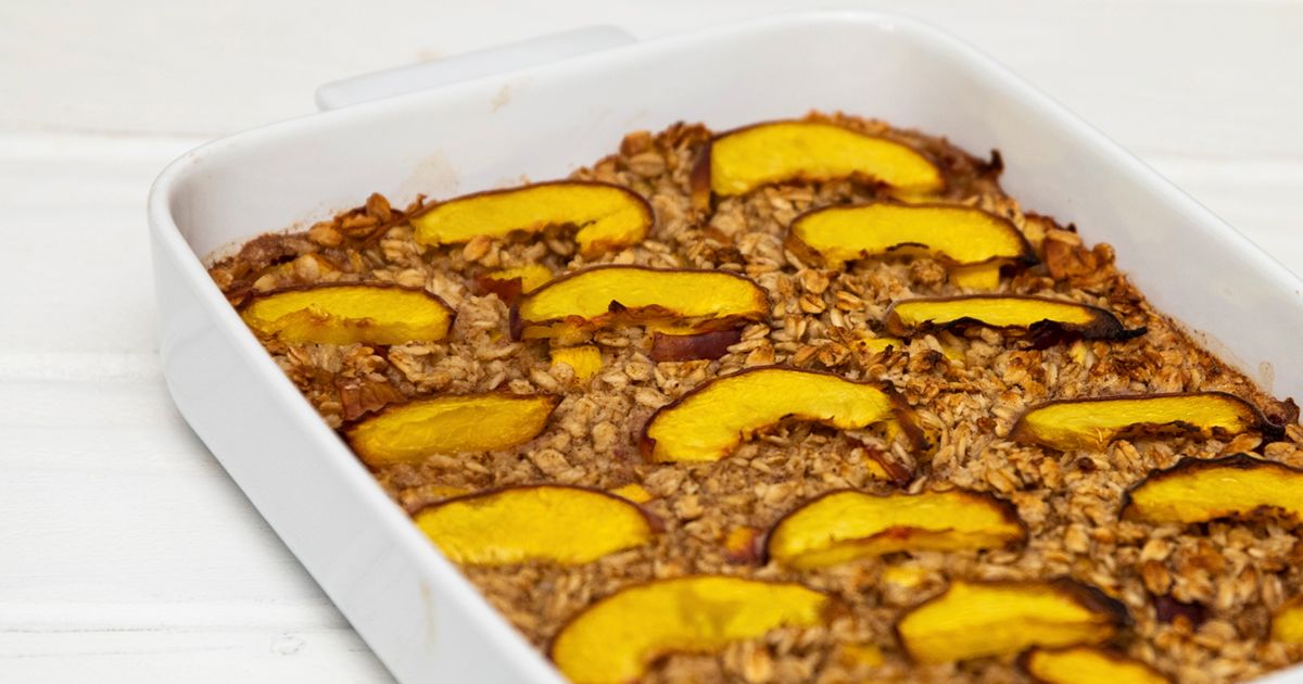 Zapiekana owsianka z brzoskwiniami