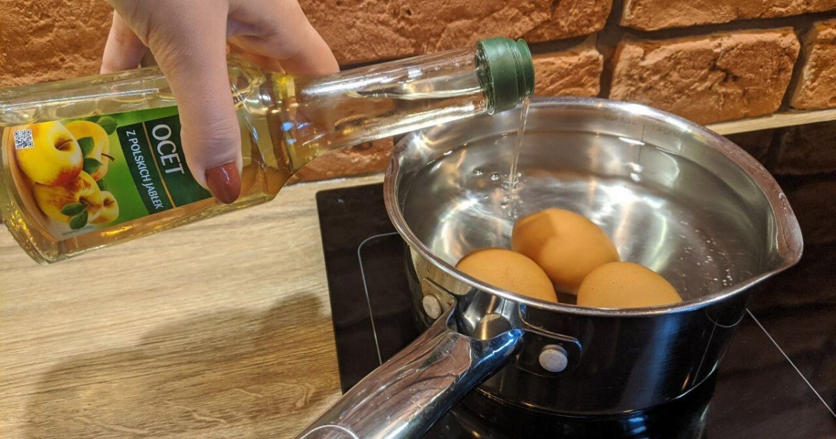 8 genialnych zastosowań octu jabłkowego w kuchni. Tani i skuteczny w wielu sytuacjach