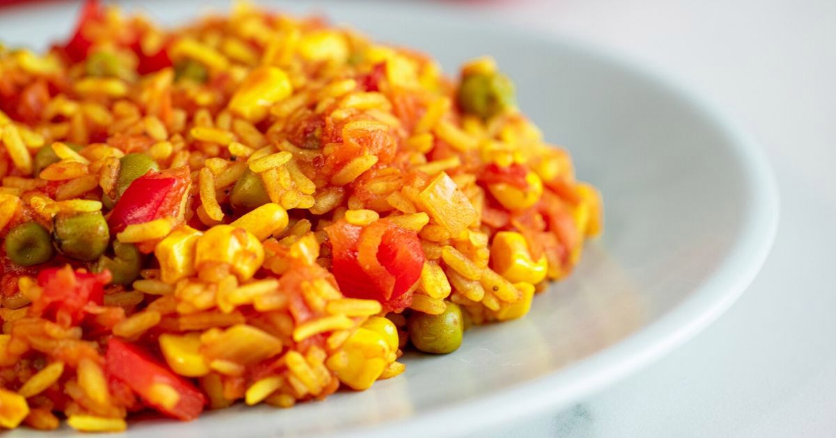 Kolorowe ryżotto z warzywami