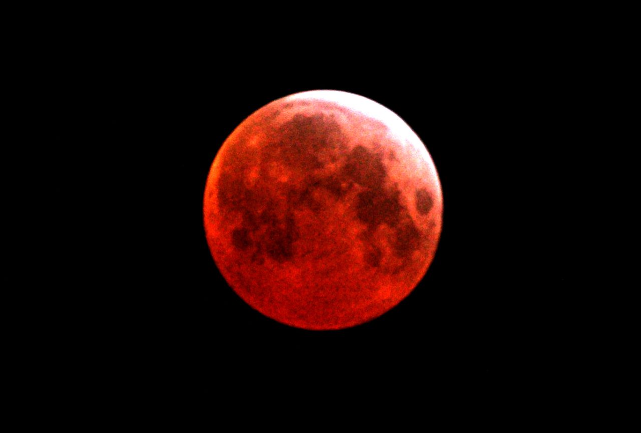 Zaćmienie Księżyca w lipcu 2018. "Krwawy Księżyc" będzie najdłuższym zjawiskiem w tym stuleciu