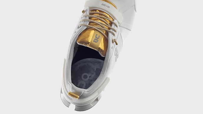 Buty sportowe inspirowane obuwiem astronautów z misji Apollo 11