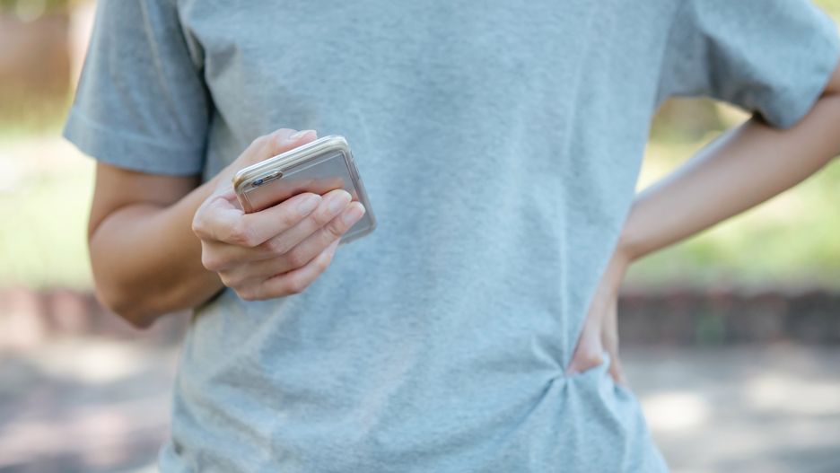 Samobójstwo 12-letniej dziewczyny i 16-letniego chłopaka. Brali udział w grze MOMO.