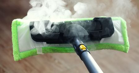 Myjki dla czyściochów — co dają nam niedrogie modele?