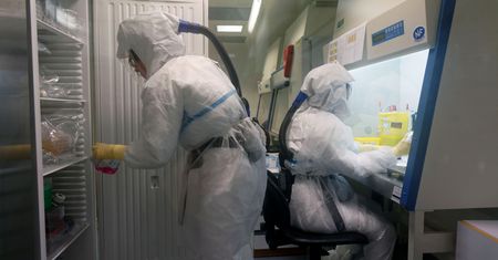 Koronawirus. Liczba zakażonych przekroczyła 100 tysięcy