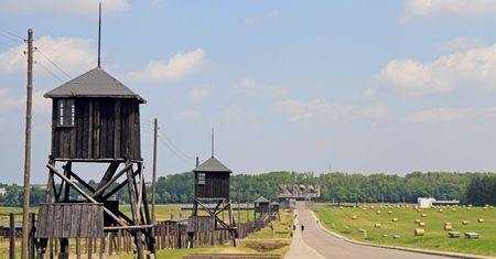 Obóz koncentracyjny na Majdanku. Deportowano uczniów z Izraela tańczących w niemieckim obozie zagłady