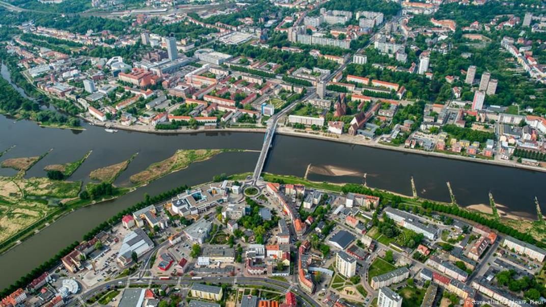 Niemcy otwierają placówkę nad Odrą. Z myślą o Polakach