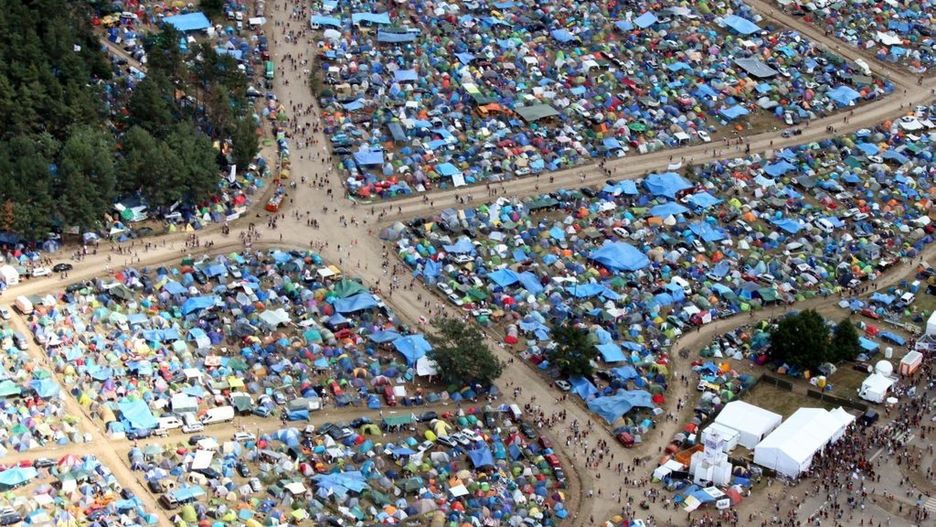 Kostrzyn nad Odrą. Widok z drona na Pol'and'Rock Festival
