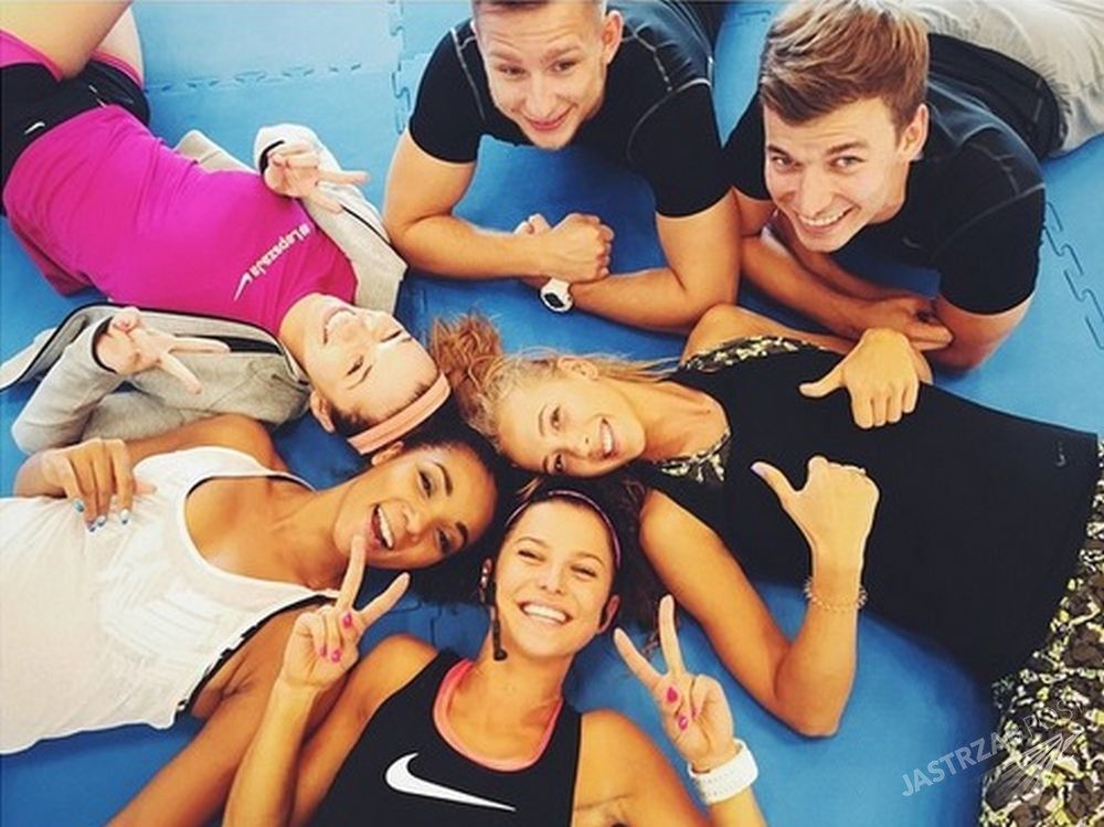 Anna Lewandowska na obozie

Fot. screen z Facebook.pl