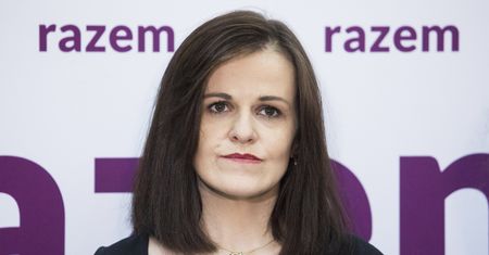 Dorota Olko z partii Razem jest córką nauczycielki. "Mama po skończonych lekcjach zawsze miała coś do zrobienia"