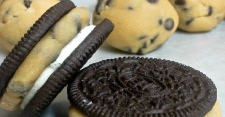 27 niesamowicie pysznych sposobów na to, jak smacznie jeść ciasteczka Oreo. Numer 18 jest genialny!