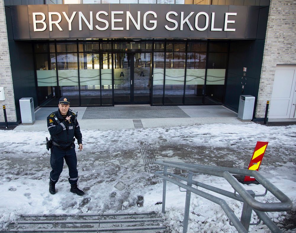 Dostali wezwanie do nożownika w szkole. Policjanci z Oslo mocno się zdziwili