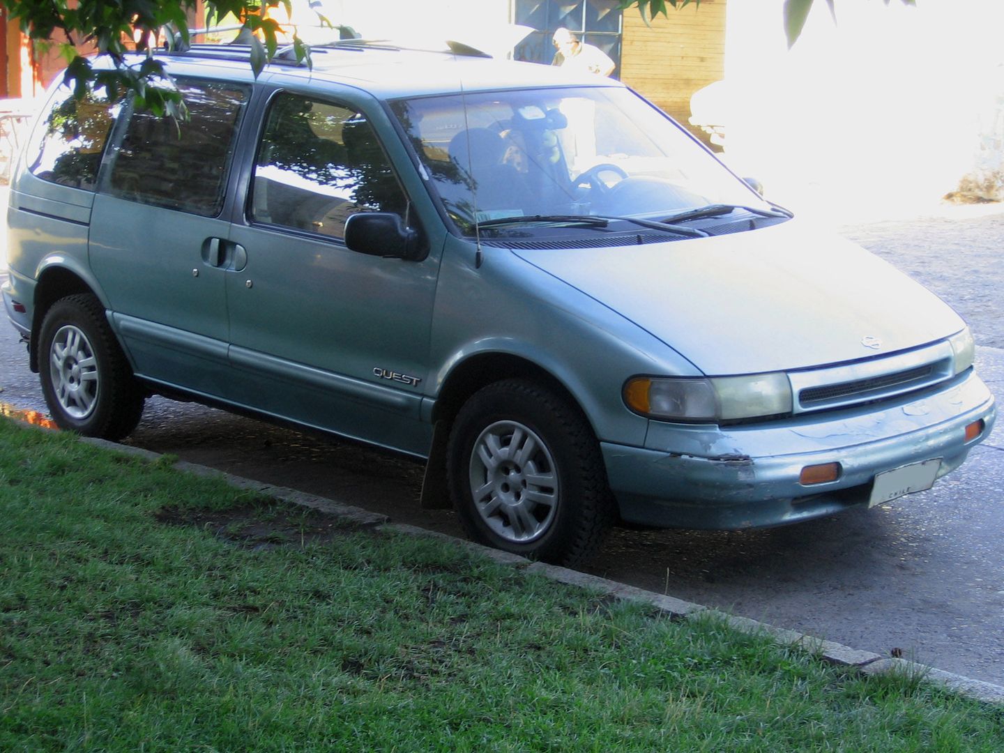 Nissan Quest