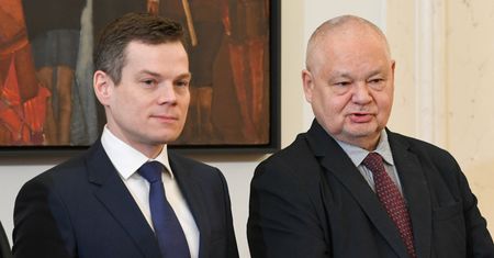 Dywidendy banków. Prezes KNF apeluje o wstrzymanie wypłat zysku