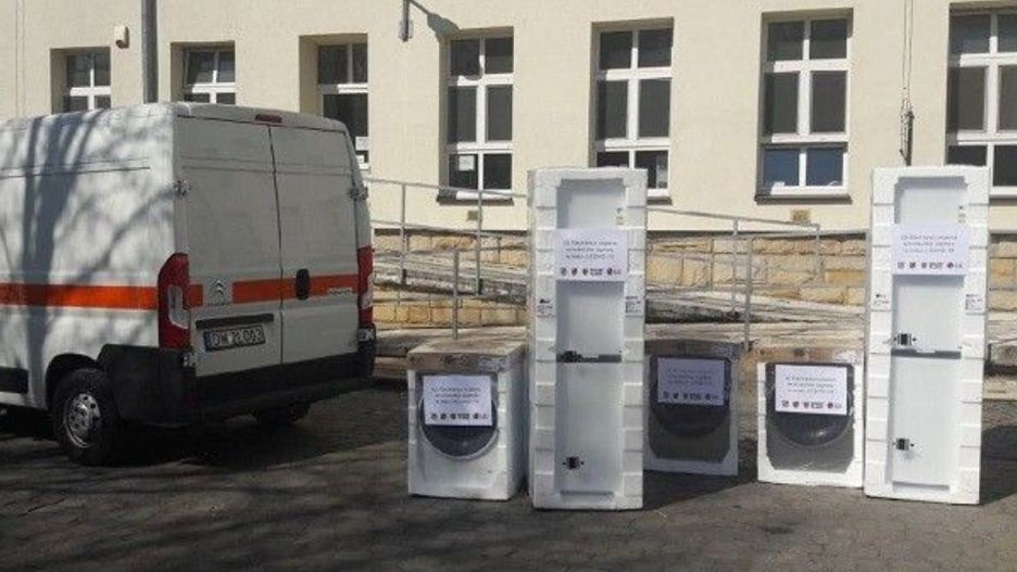 Koncern LG włącza się w walkę z epidemią koronawirusa we Wrocławiu dostarczając sprzęt AGD.