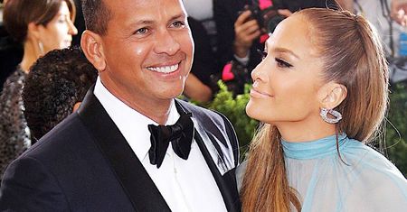 J.Lo pochwaliła się walentynkowym prezentem od Alexa. Ma rozmach, choć nie taki jak Rinke Rooyens