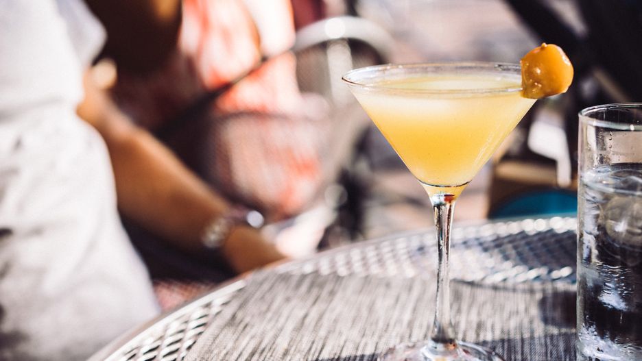 Era darmowych drinków na popularnych, hiszpańskich wyspach dobiega końca